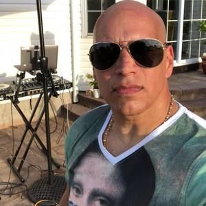 Meet your Posher, Jerry